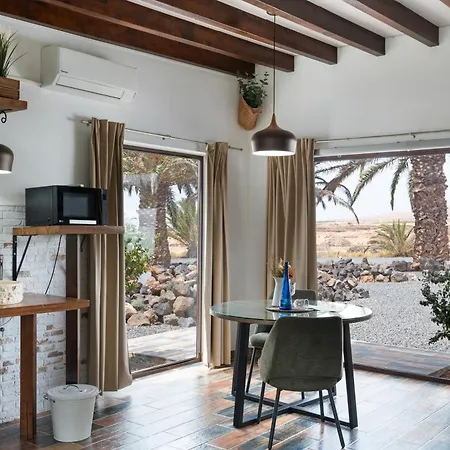 Guenia II Tatil Evi *